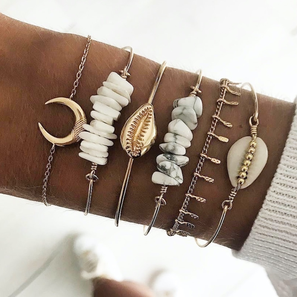 *TILLY* 6-Pc Gold Shell Fashion Bracelet Set